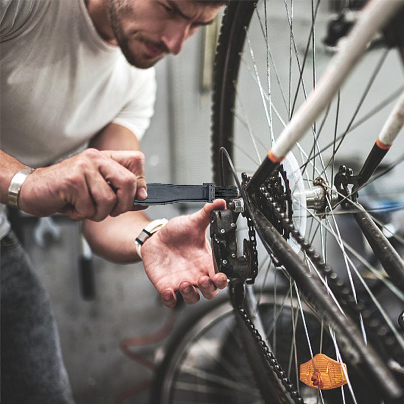 Spazzola per la Pulizia della  - Bike Chain Cleaner recensione e prezzo