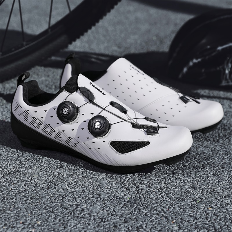Scarpe da Ciclismo su Strada c - Road Bike Cleats recensione e prezzo