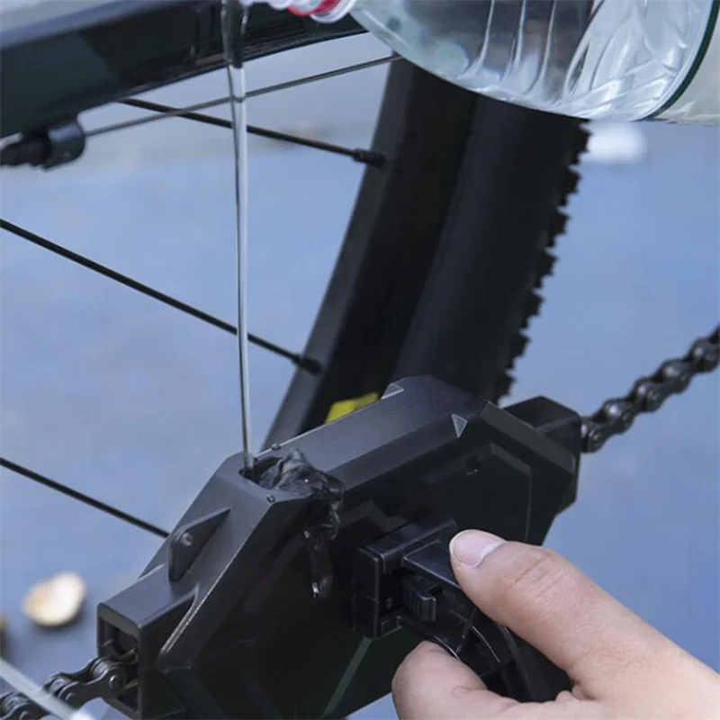 Scatola portaspazzole per puli - Bike Chain Cleaner recensione e prezzo